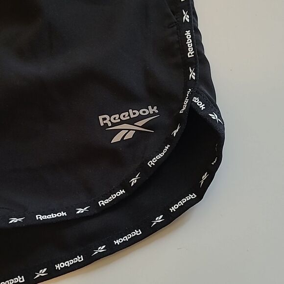 NEW M REEBOK POCKETS SHORTS BLACK WHITE ATTACHED PANTY DRAWSTRING RUNNING MEDIUM - Picture 9 of 9